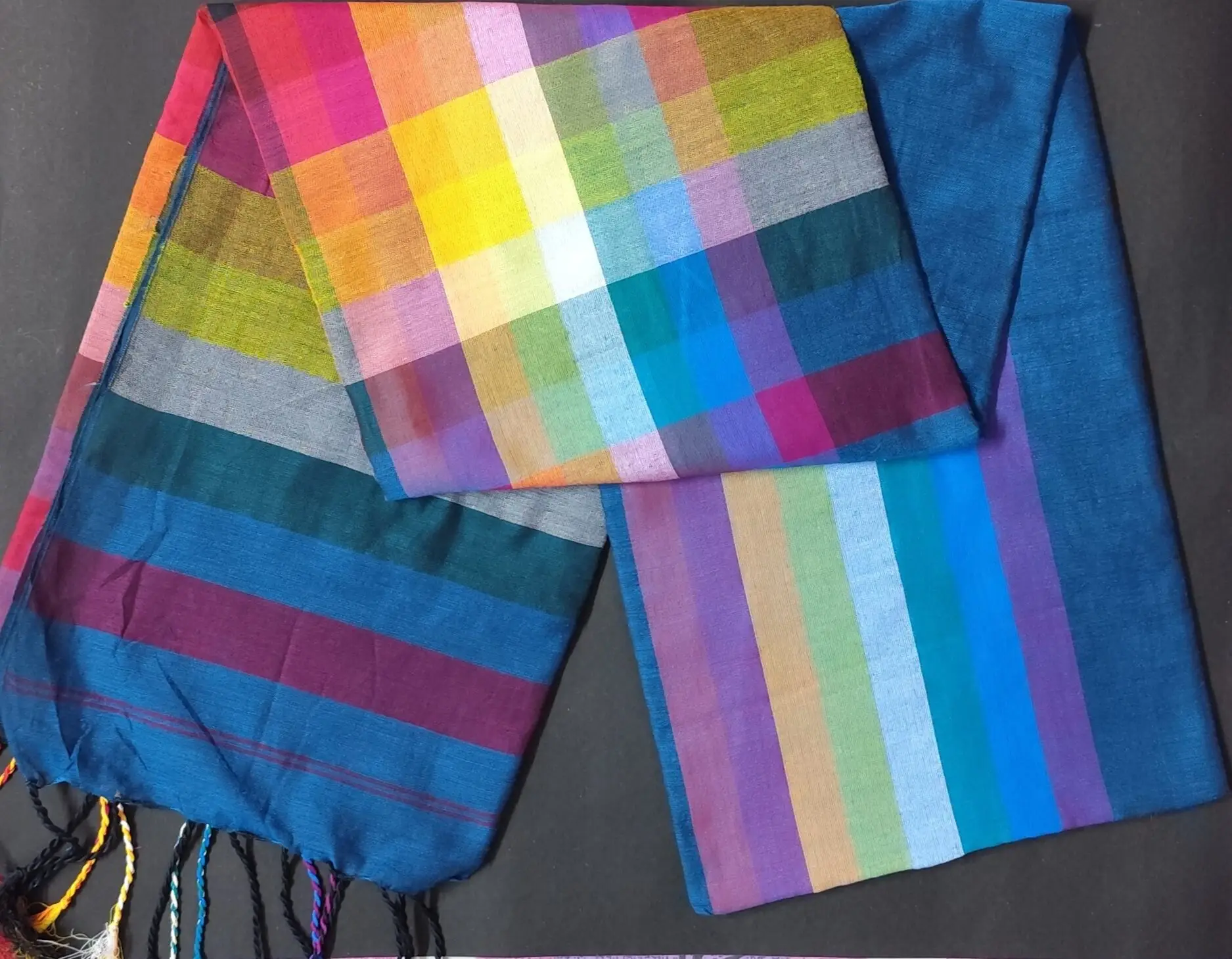 Blue colour Rainbow Handloom Cotton Saree - Image 4